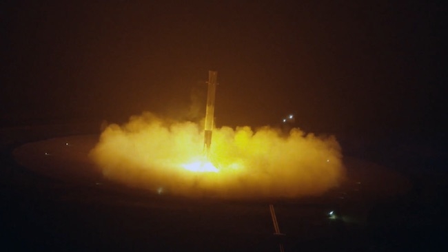 SpaceX achieves historic touchdown