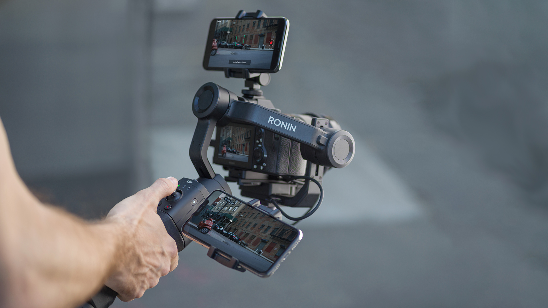 DJI unveils Ronin-SC gimbal with a on travel portability