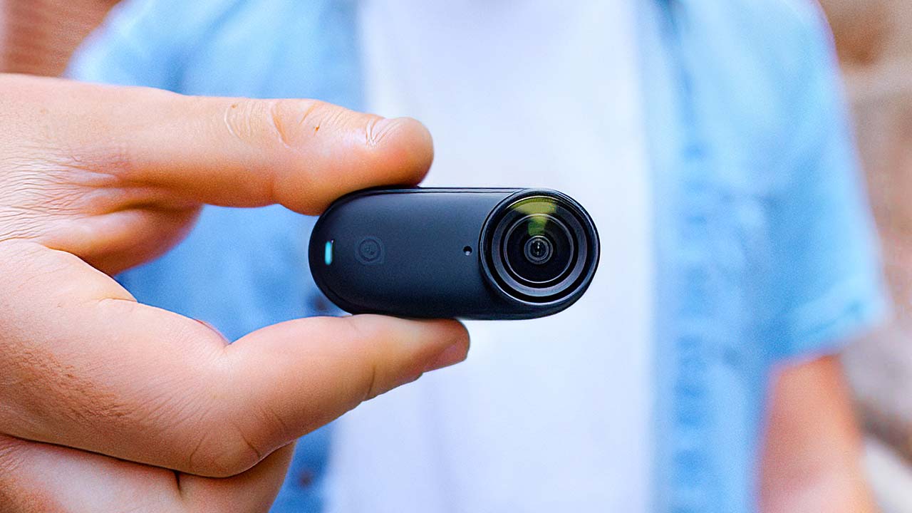 The new 4K Insta360 GO 3S, available in black or white finishes